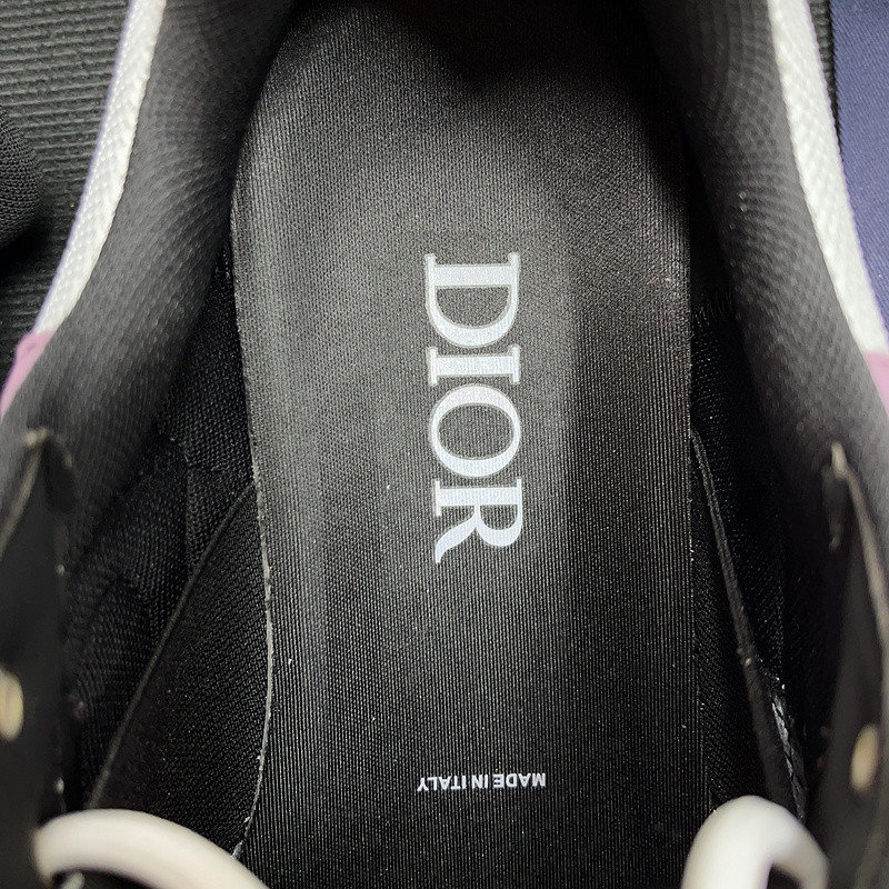 dio* sneaker