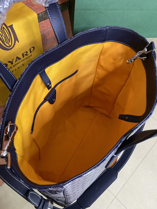 GOYARD PURSE