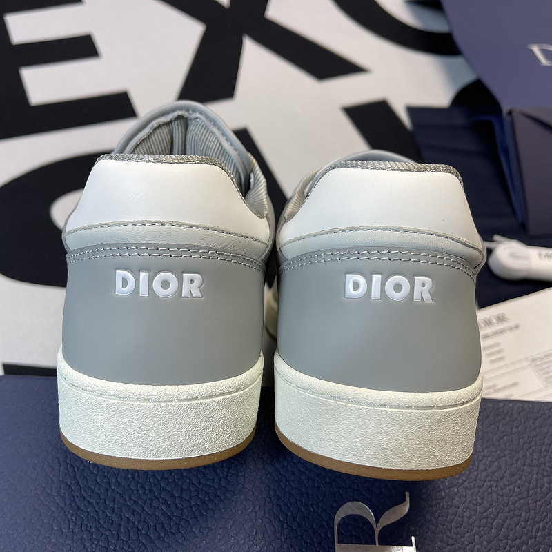dio* sneaker