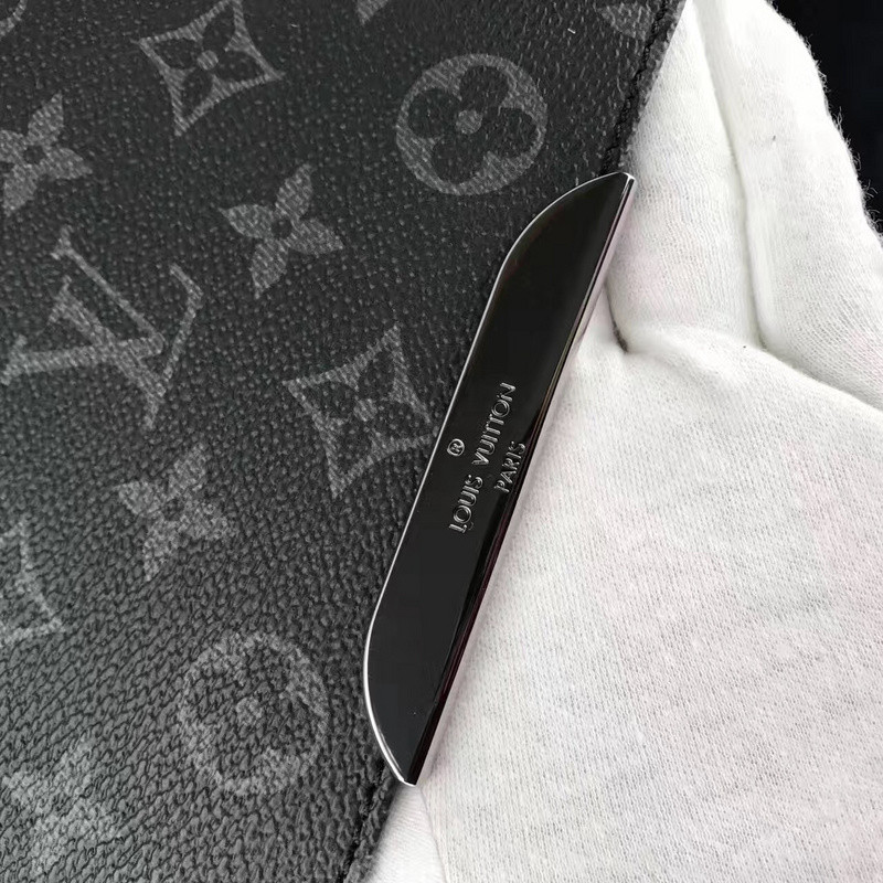 LVT PURSE