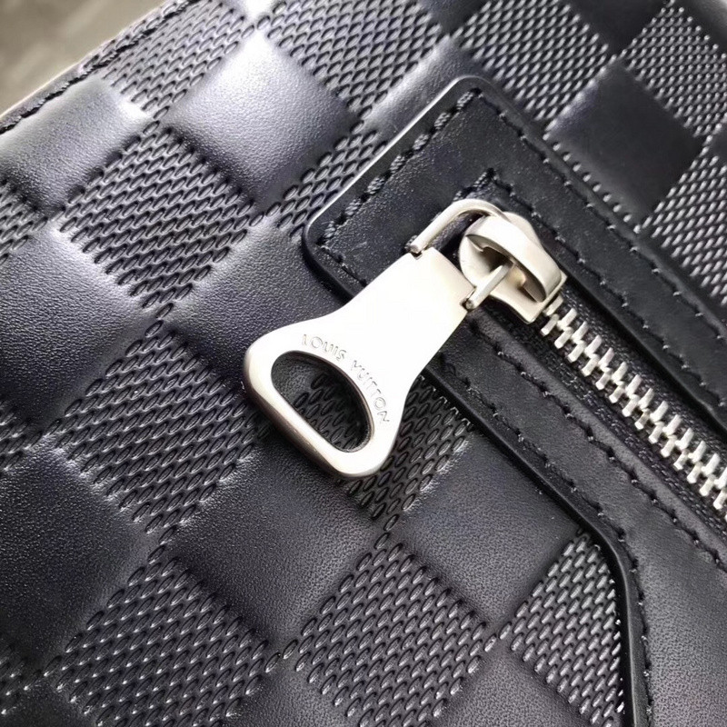 LVT PURSE