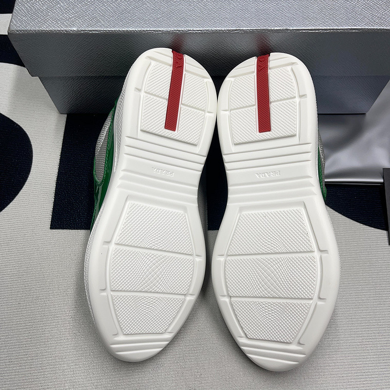 pr sneaker