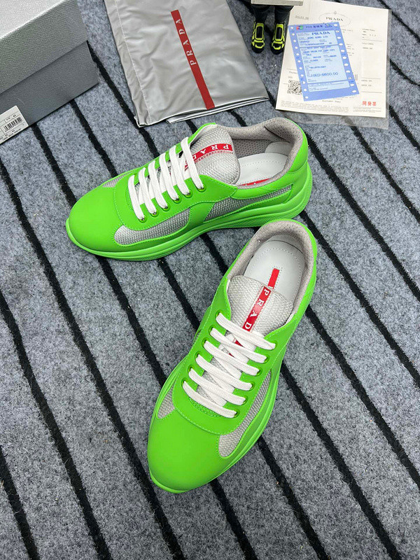pr sneaker