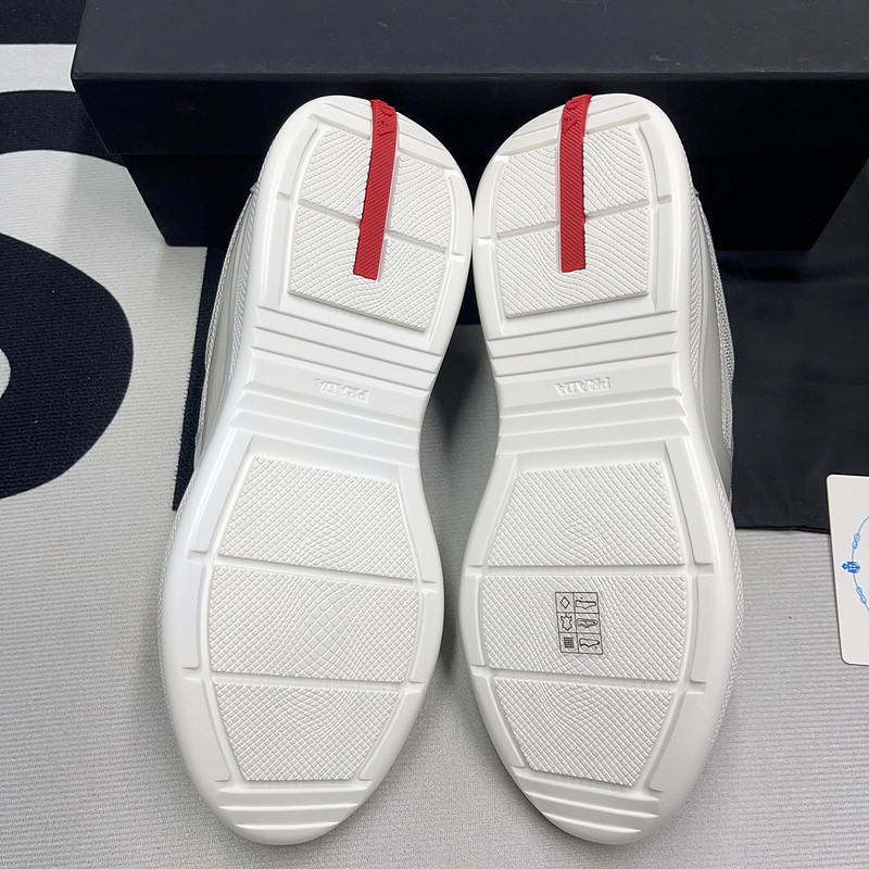 pr sneaker