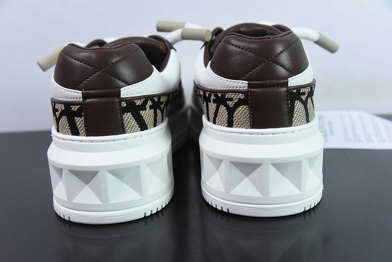valentino sneaker