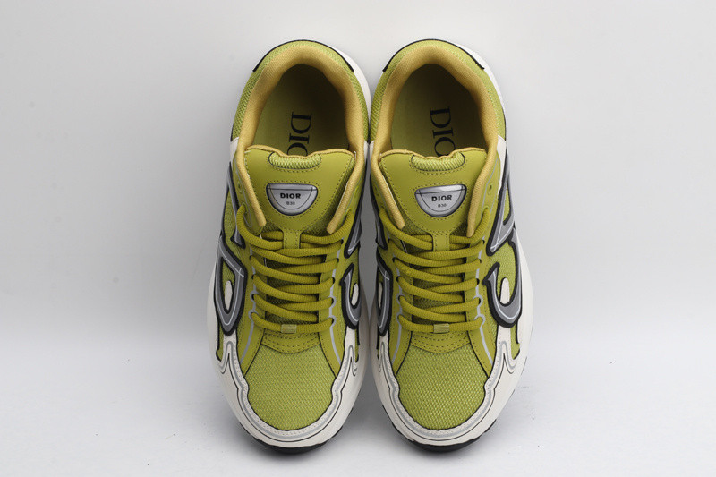 dio* sneaker