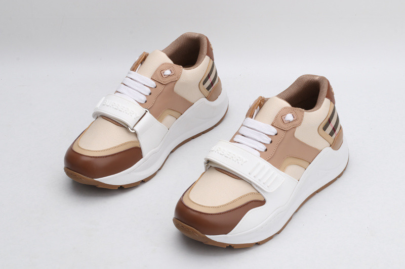 B**rry sneaker