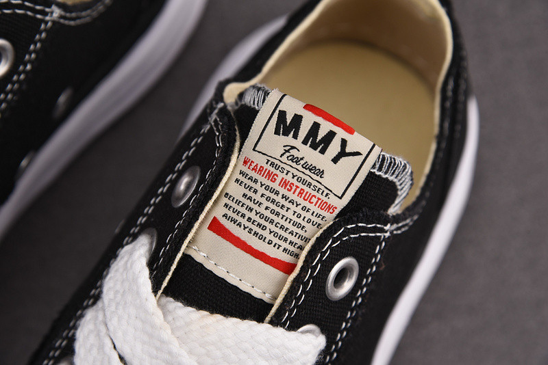 Ma*s*n mihara yasuhiro sneaker