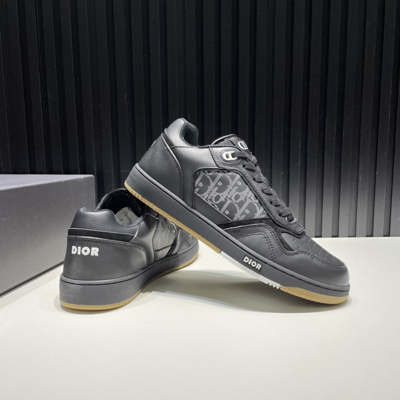dio* sneaker