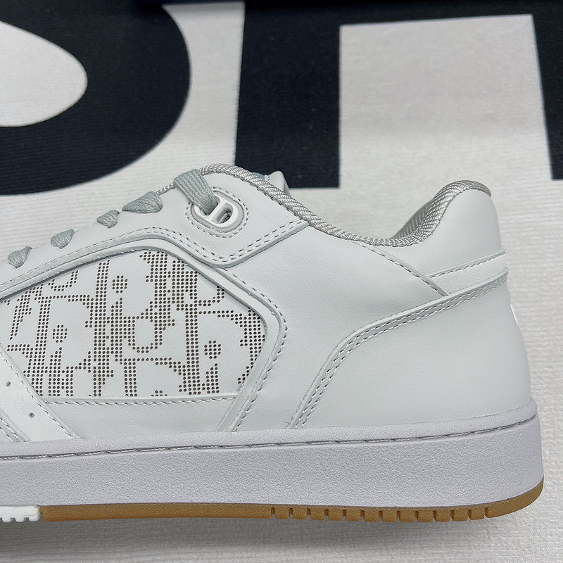 dio* sneaker