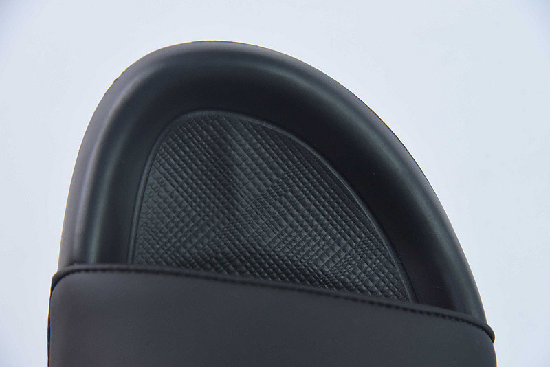 lvt sandals