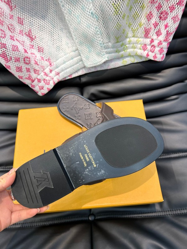 lvt sandals