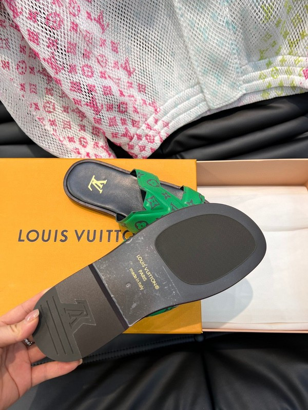lvt sandals