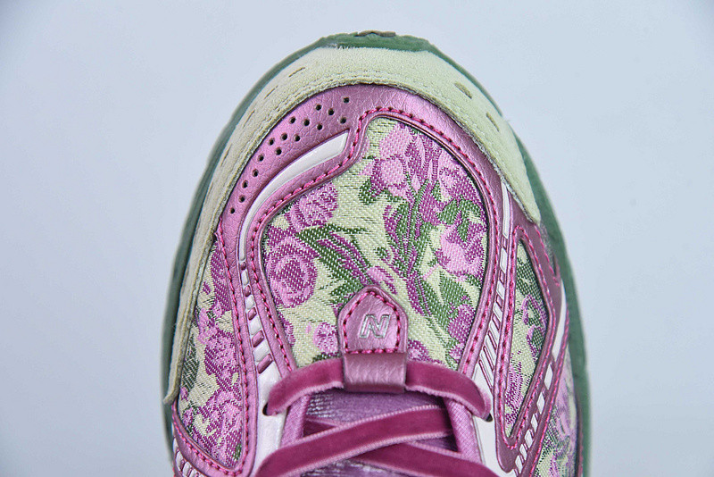 new balance sneaker