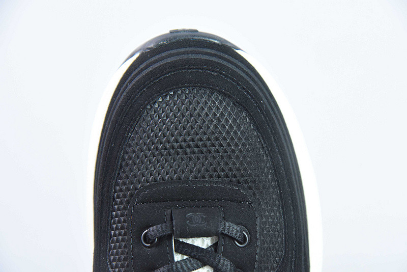 Ch*el sneaker