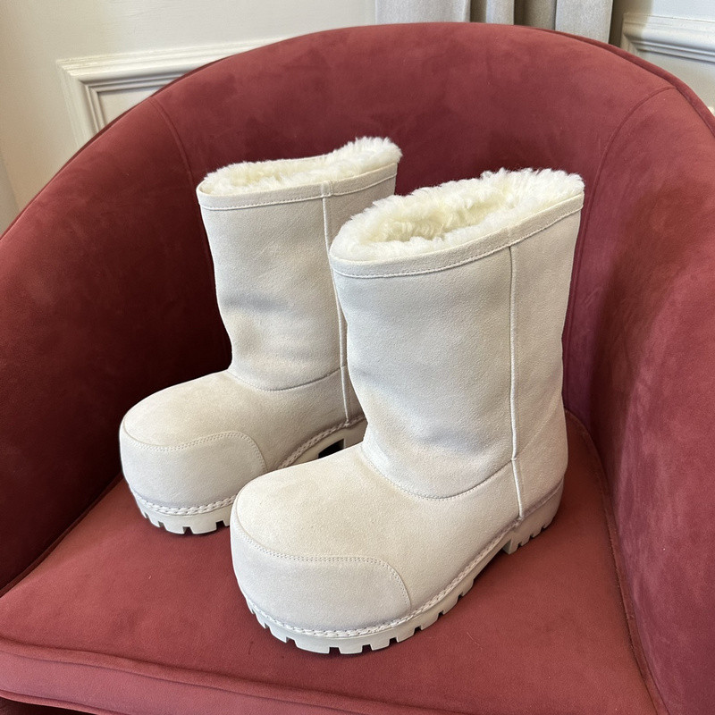 BC BOOTS