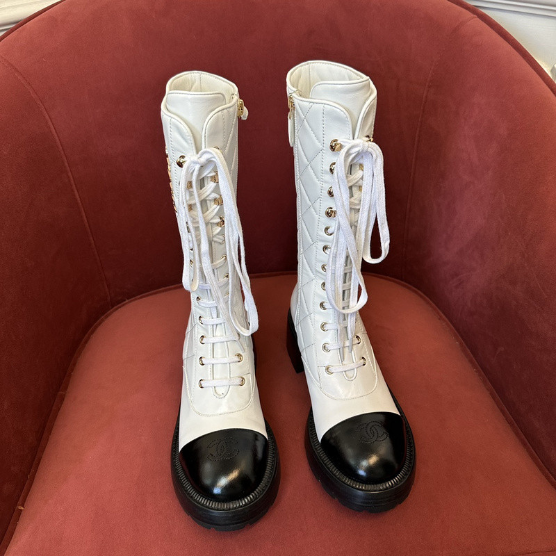 Chanel Sneaker