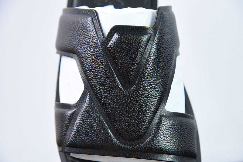 lvt sandals