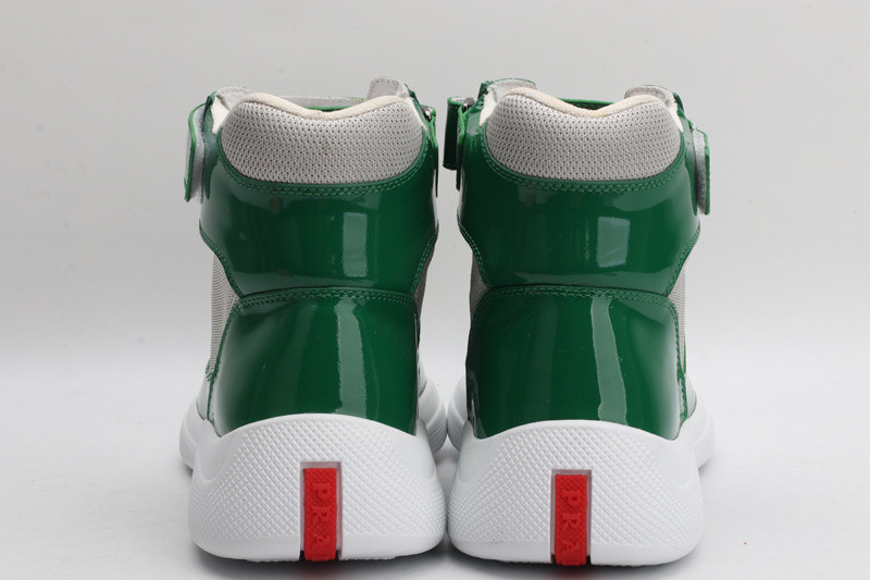pr sneaker