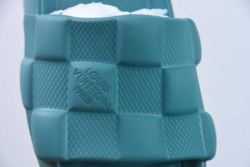 lvt sandals
