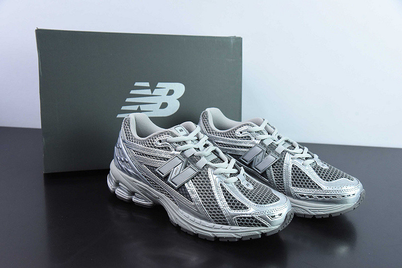 new balance sneaker