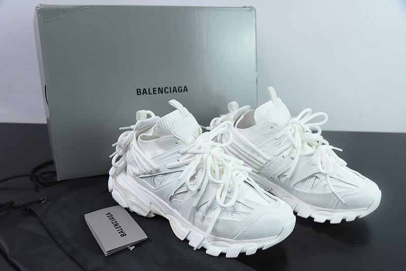 bc track sneaker