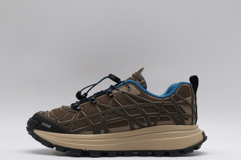 dio* sneaker
