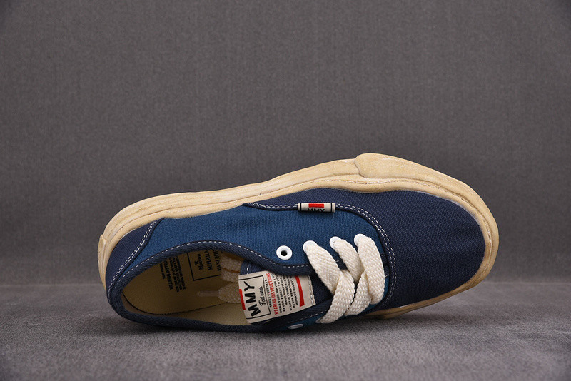 Ma*s*n mihara yasuhiro sneaker