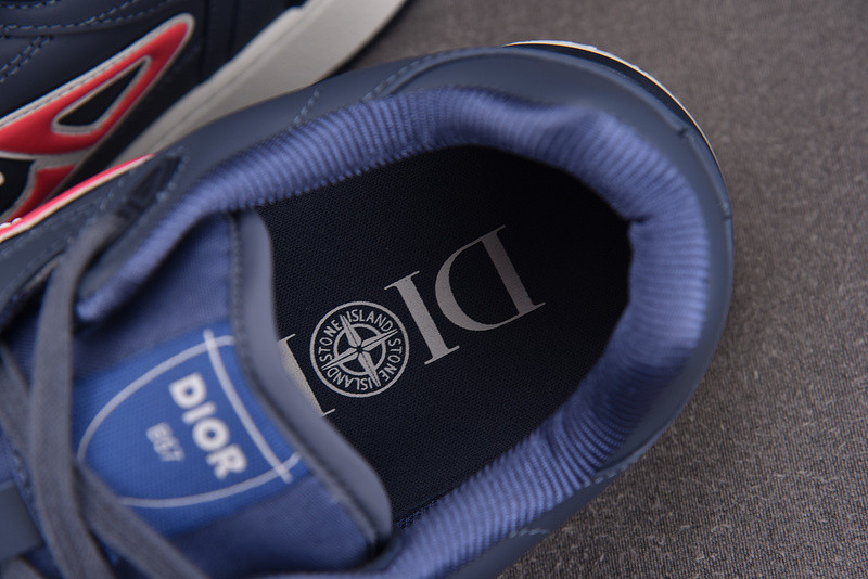 dio* sneaker