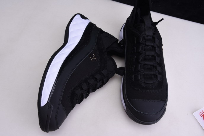 Ch*el sneaker